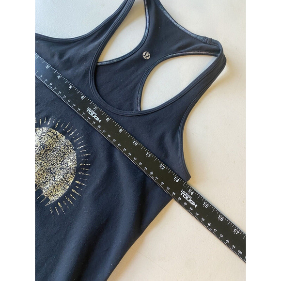 Lululemon Tank Top Womens Size 6 Reversible Racerback Graphic Tee Gym Workout - Picture 5 of 9